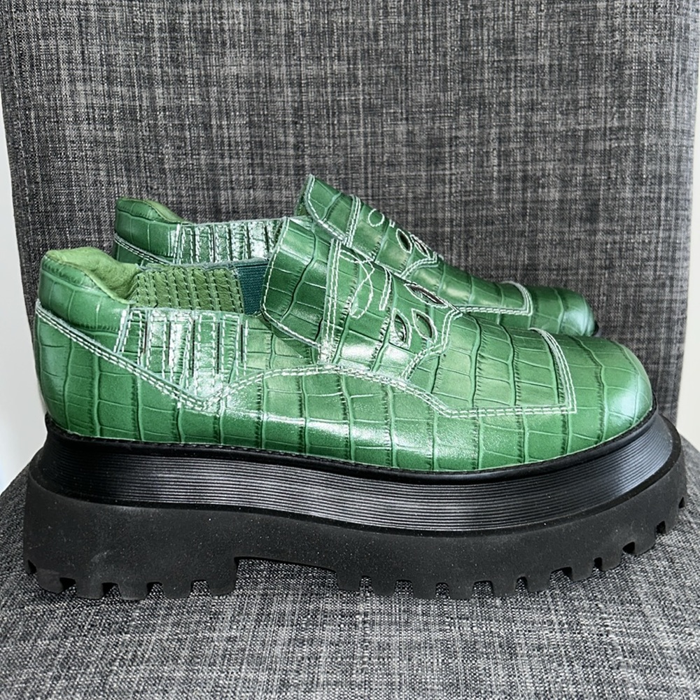 NEW Free People x Mutma Kylie Croc Loafers Size 9 - Picture 2 of 5